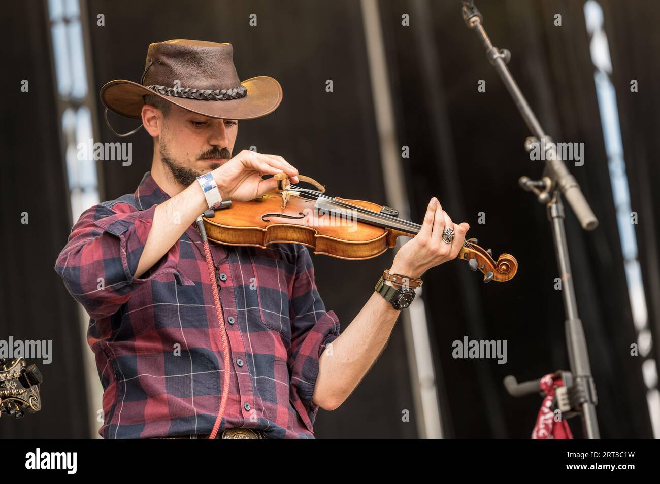 Festival Vive Latino, edición España 2023. El Festival acogió en Zaragoza a artistas como Juanes, Andrés Calamaro, Ana Tijoux, M-CLAN o Delaporte. Stockfoto