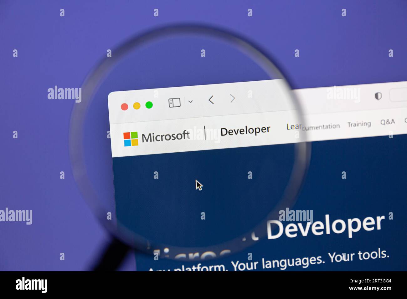 Ostersund, Schweden – Mars 31 2023: Microsoft Developer Website. Ein Microsoft-Entwickler ist ein Computerprogrammierer oder Softwareentwickler, der eine Zertifizierung erworben hat Stockfoto