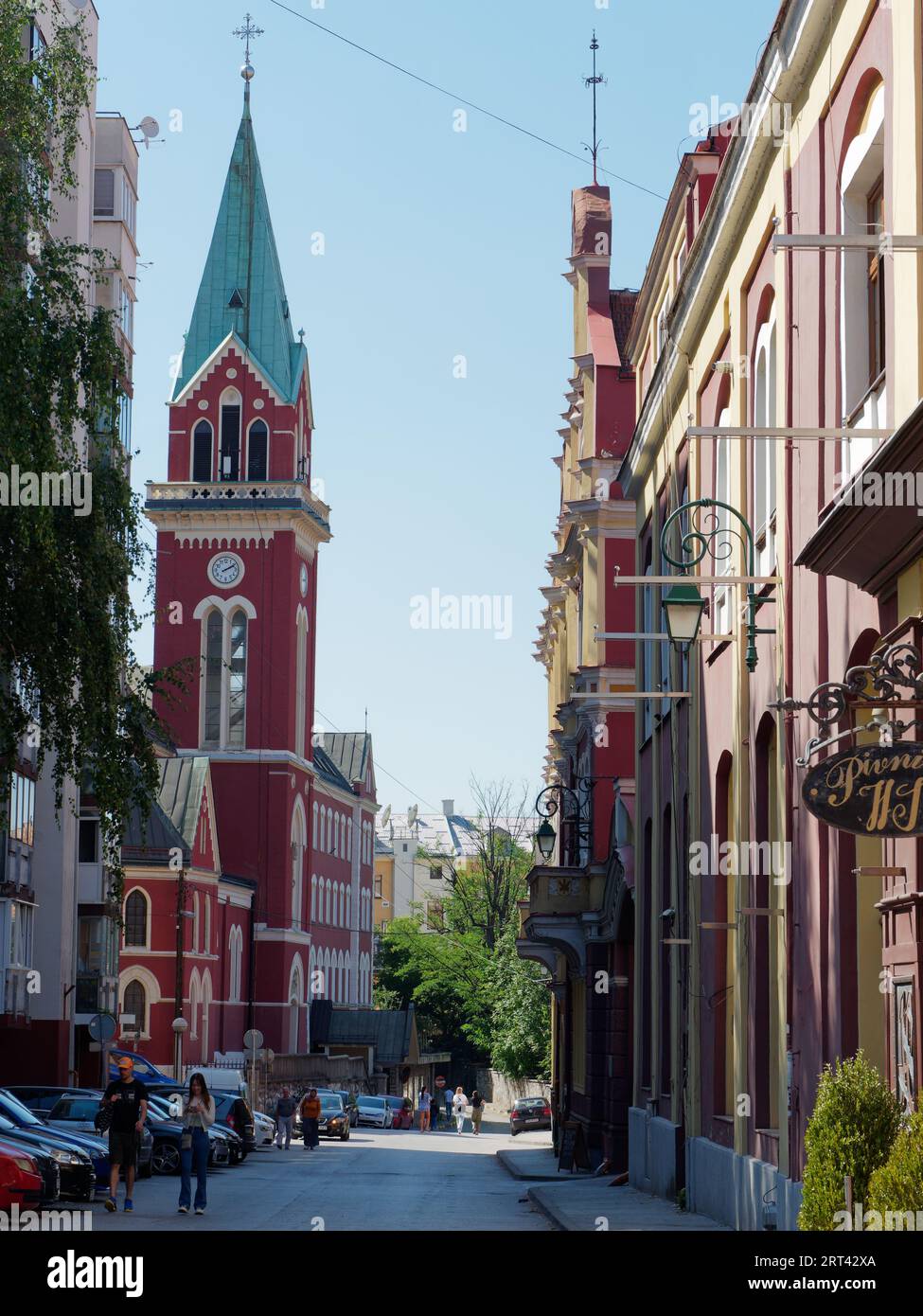 Franziskanerkloster und die Kirche des Heiligen Antonius von Padua in Sarajevo, Bosnien und Herzegowina, 10. September 2023 Stockfoto