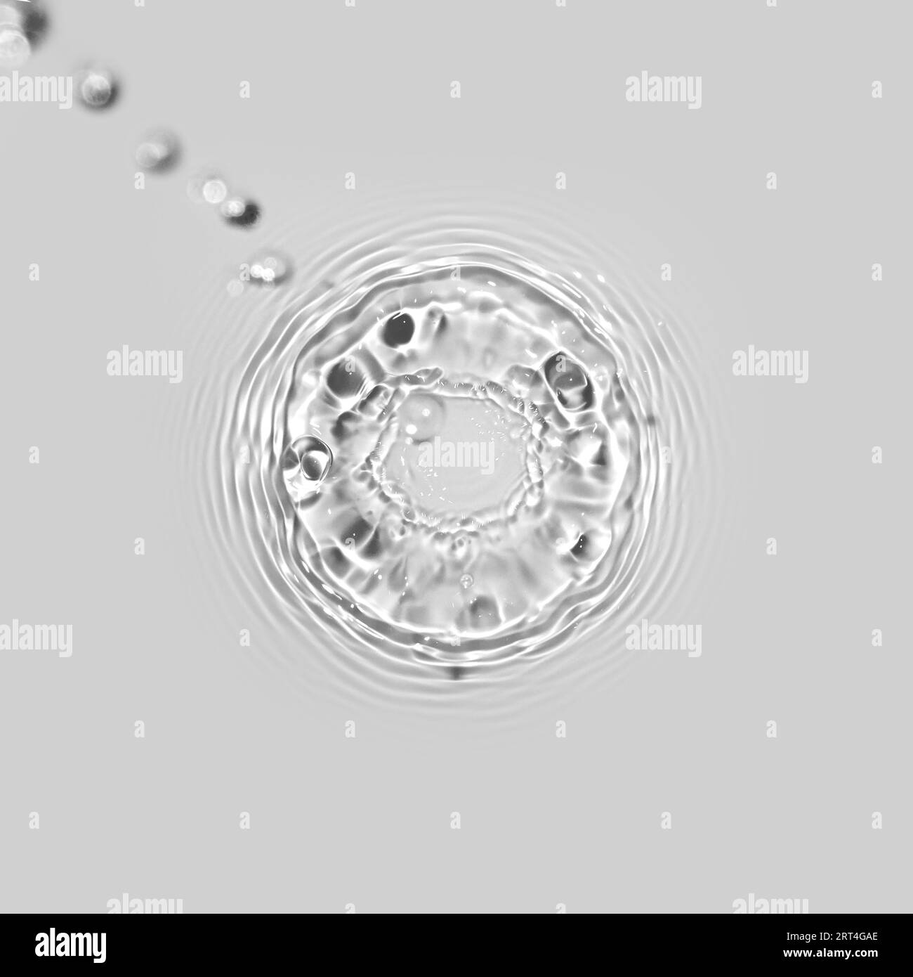 Nivellierender Effekt Von Wasser Wasser fotoeffekt Schwarzweiß-Stockfotos und -bilder - Alamy