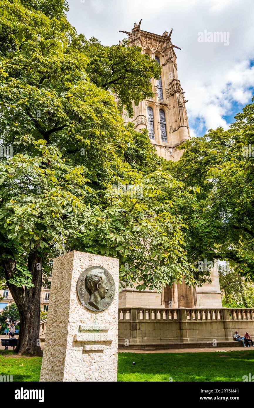 Gedenktafel an den französischen Schriftsteller Gerard de Nerval am Square de La Tour Saint Jacques, Paris Stadtzentrum, Frankreich Stockfoto