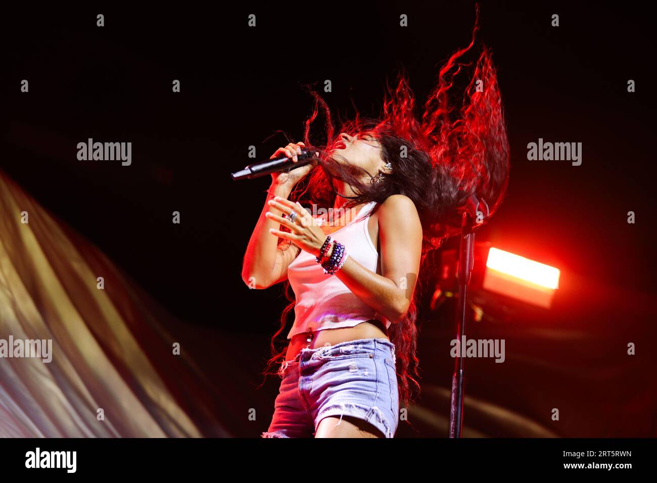 Houston, Texas, Usa. September 2023. Jessie Reyez trat am Freitag, den 8. September 2023, im Toyota Center in Houston auf, wo sie den letzten Halt in der Gloria-Tour von Sam Smith machte. (Foto: Reginald Mathalone/NurPhoto) Credit: NurPhoto SRL/Alamy Live News Stockfoto