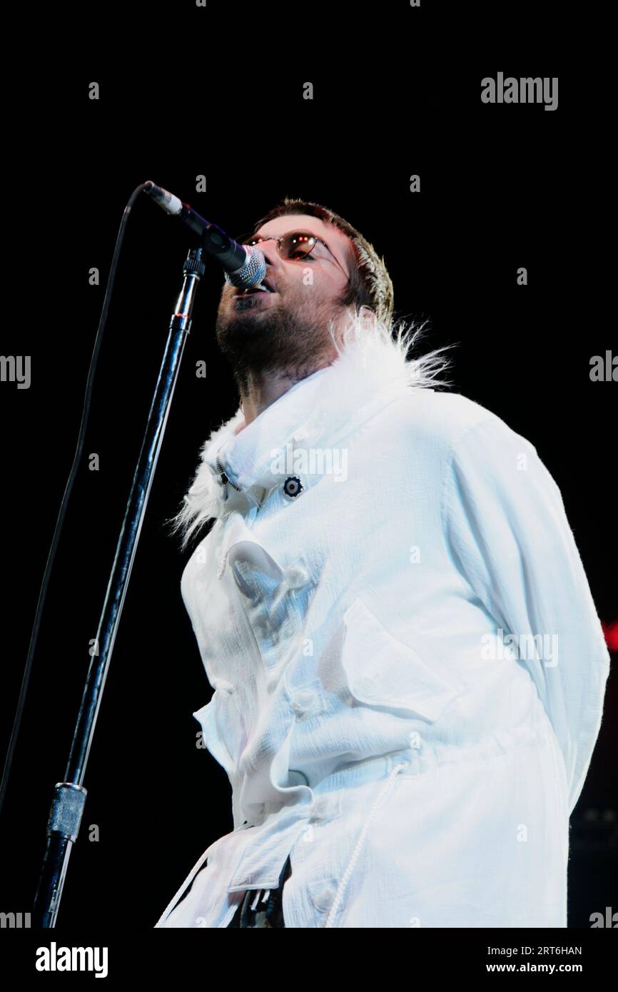 Oasis tritt 2004 beim Glastonbury Festival auf Stockfoto