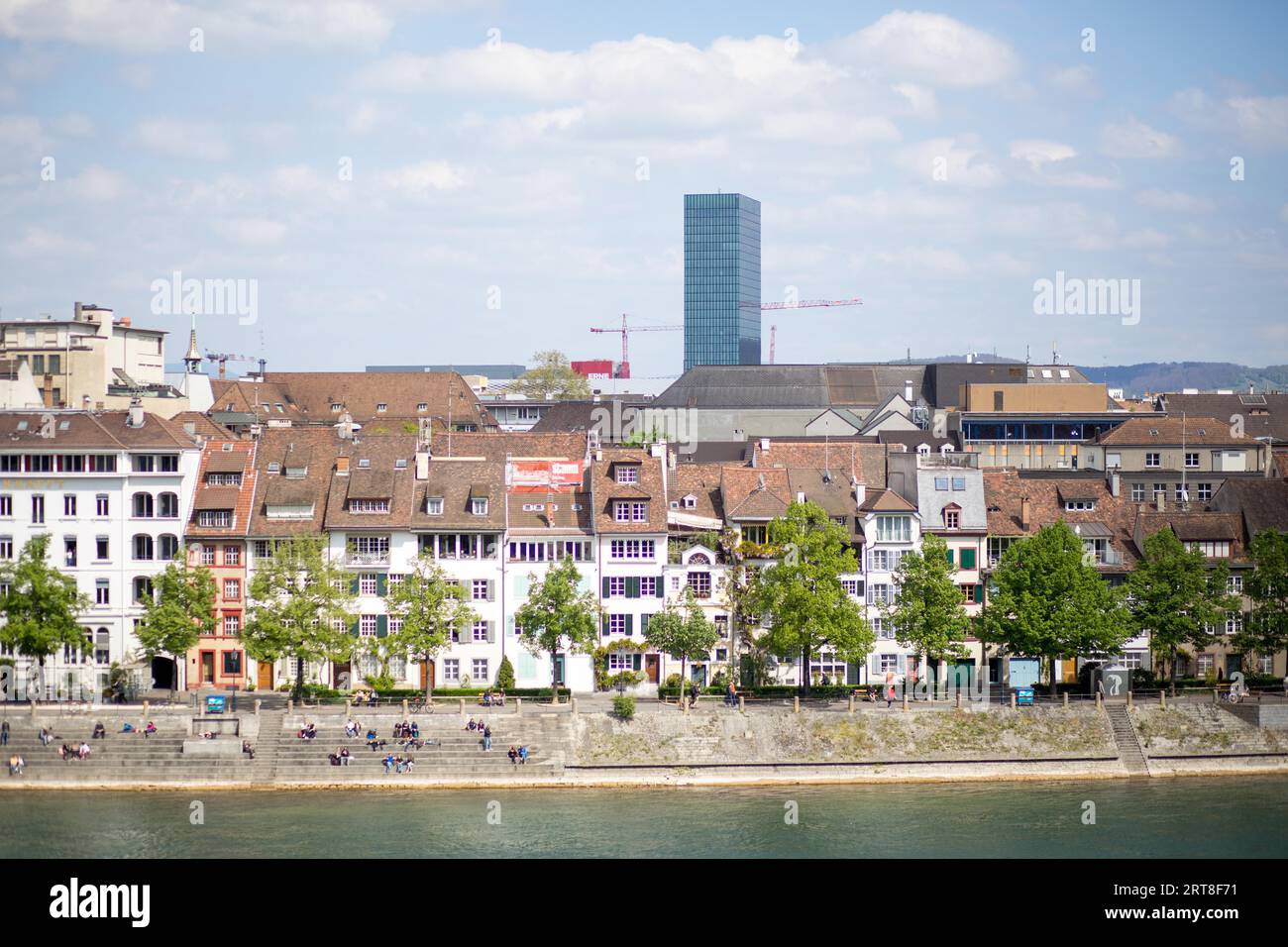 Basel, Schweiz, 14. April 2017: Blick auf die Stadt und den Rhein Stockfoto