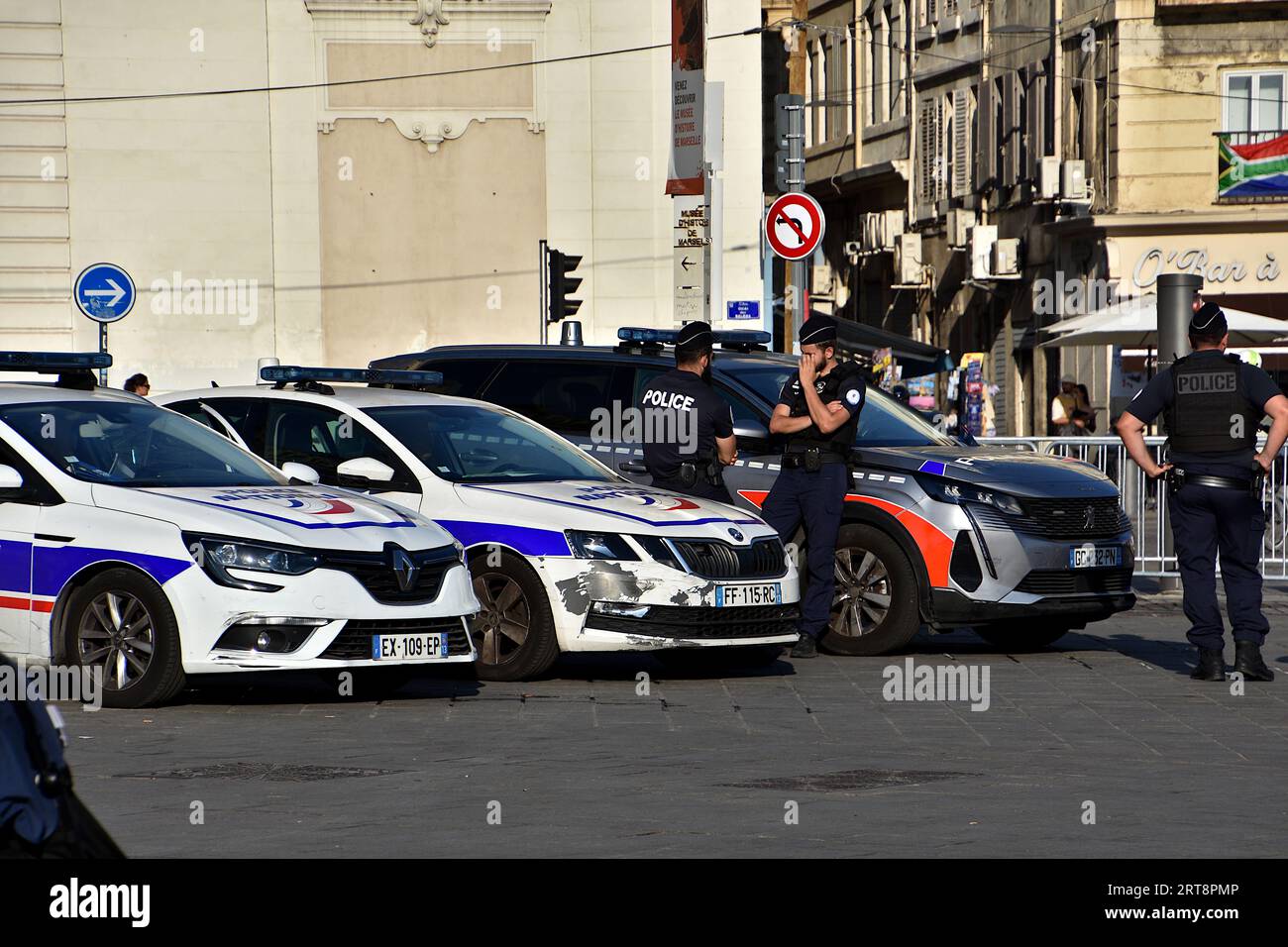 Marseille, Frankreich. September 2023. Polizeiwache während der Rugby-Weltmeisterschaft 2023 in Marseille. Das Südafrika-Schottland-Spiel der Rugby-Weltmeisterschaft 2023 findet im Orange Vélodrome Stadion in Marseille statt. Die Südafrikaner (Springboks) besiegten die Schotten mit 18:3. (Foto: Gerard Bottino/SOPA Images/SIPA USA) Credit: SIPA USA/Alamy Live News Stockfoto