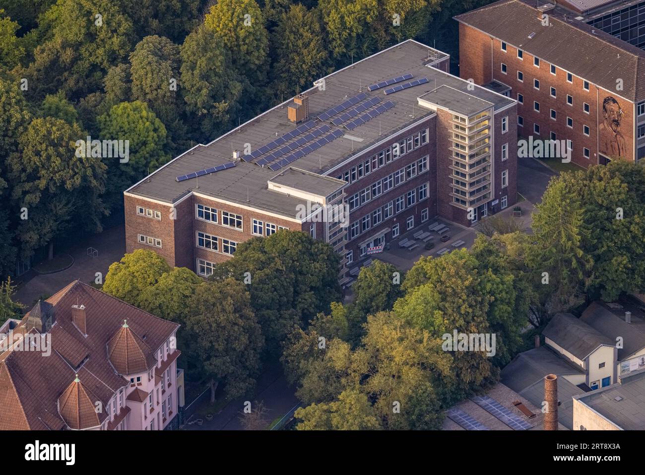 Luftaufnahme, Christian-Rohlfs-Gymnasium, Haspe, Hagen, Ruhrgebiet, Nordrhein-Westfalen, Deutschland, Bildung, Bildungseinrichtung, DE, Europa, Sec Stockfoto