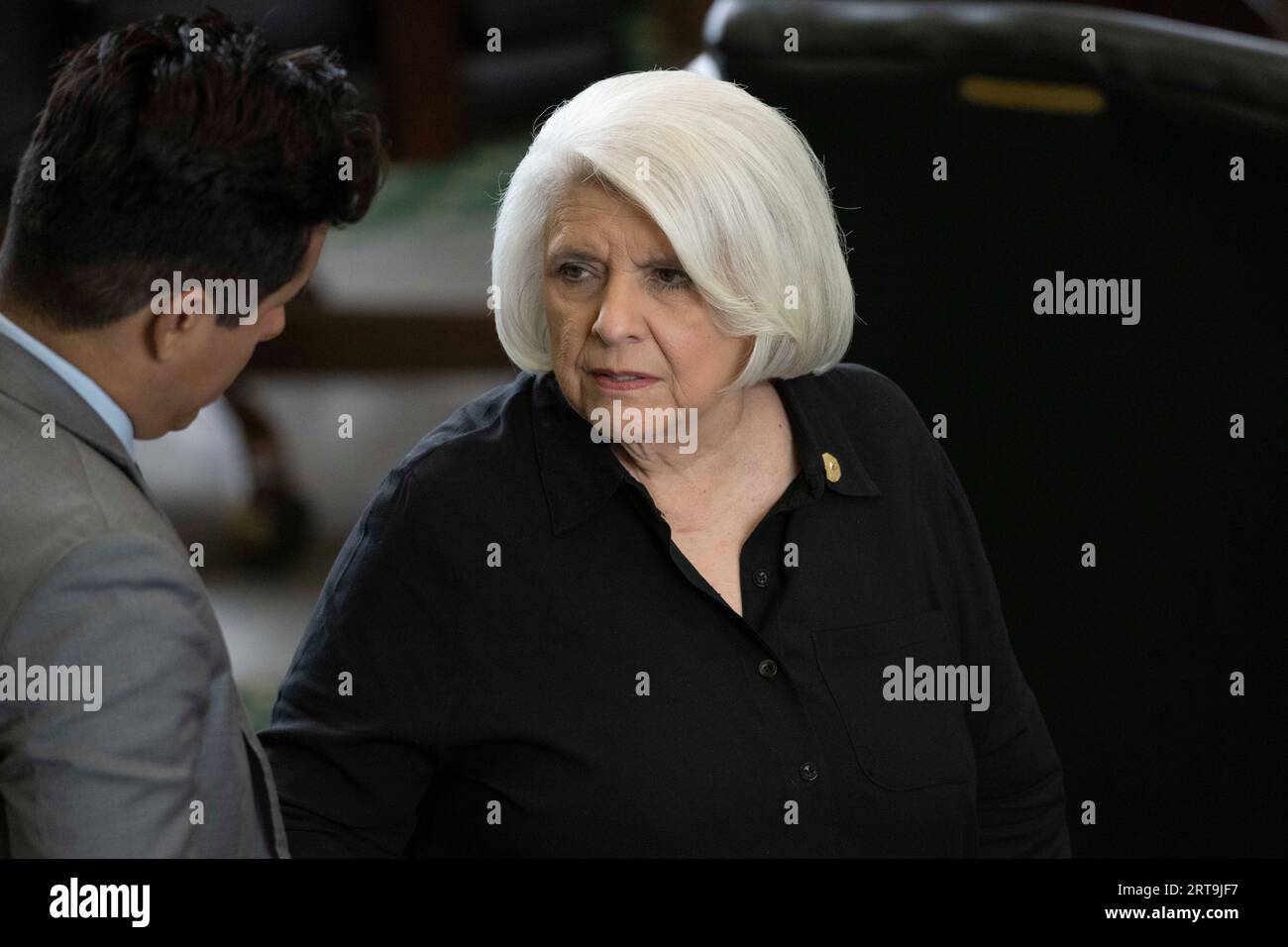 Austin, Texas, USA, 11. September 2023: Texas SEN. JUDITH ZAFFIRINI, D-Laredo, hört während des 5. Tages des suspendierten Amtsenthebungsverfahrens von Texas Attorney General KEN PAXTON im Senat von Texas. Quelle: Bob Daemmrich/Alamy Live News Stockfoto