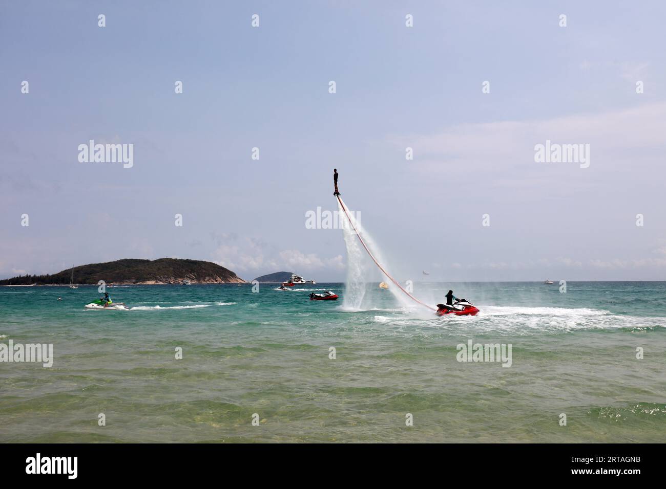 Sanya City, China - 1. April 2019: Wasserflugzeug-Vergnügungsprojekt in Yalong Bay, Sanya City, Provinz Hainan, China Stockfoto