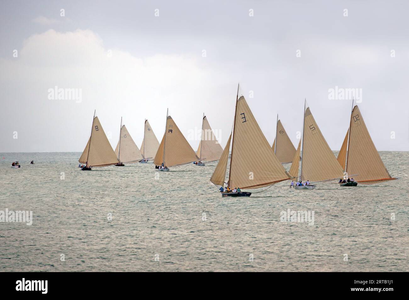 Die Long Island Sailing Regatta findet im Juni statt und ist die zweitgrößte Regatta auf den Bahamas, Long Island, den Bahamas Stockfoto