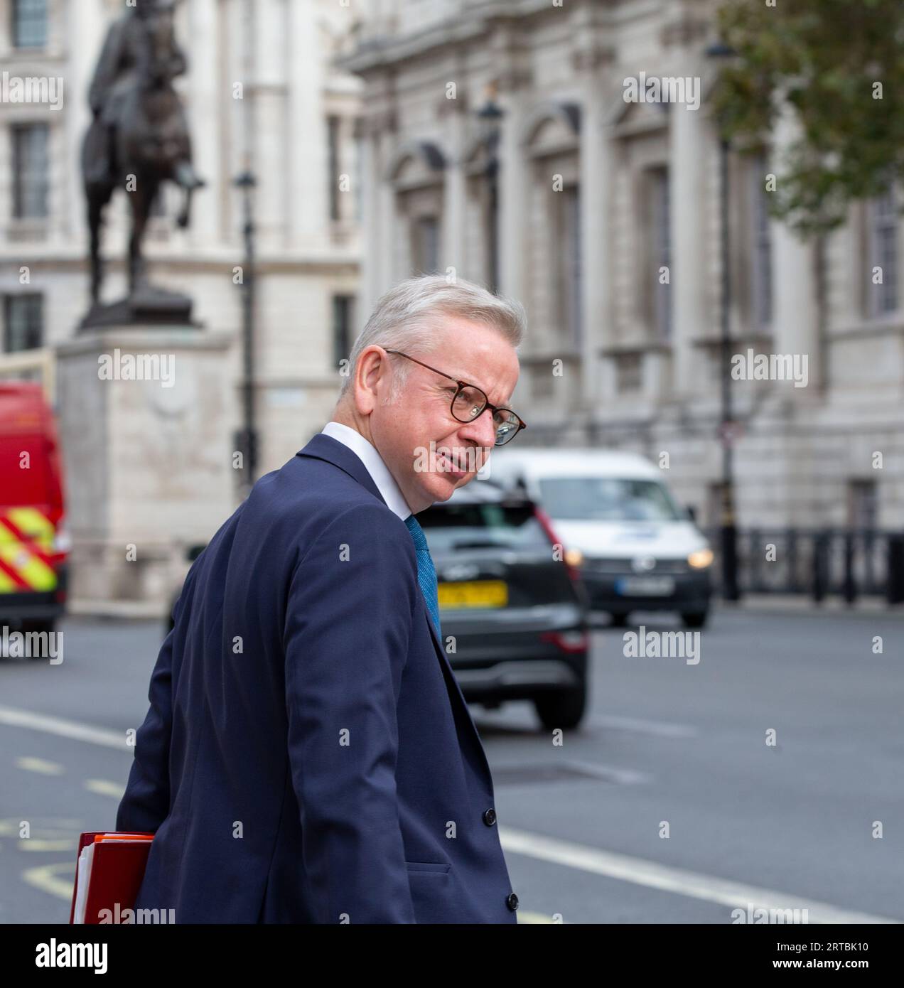 London, Großbritannien. Juli 2023. Michael Gove, Secretary of State for Housing Communities and Local Government verlässt das Kabinett Whitehall für Kabinettssitzungen Credit: Richard Lincoln/Alamy Live News Stockfoto