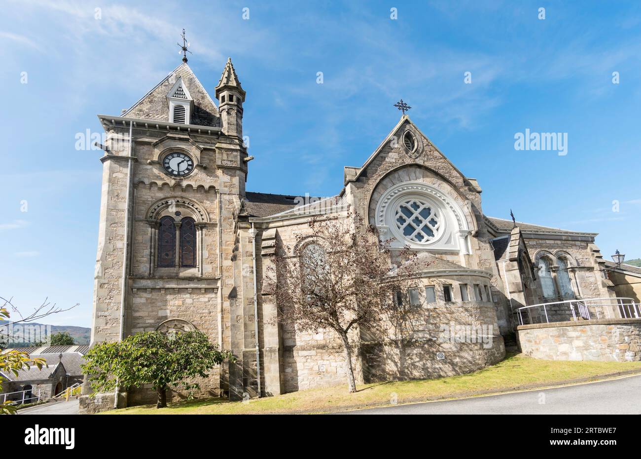 Die denkmalgeschützte Pitlochry Church of Scotland, Schottland, Vereinigtes Königreich Stockfoto
