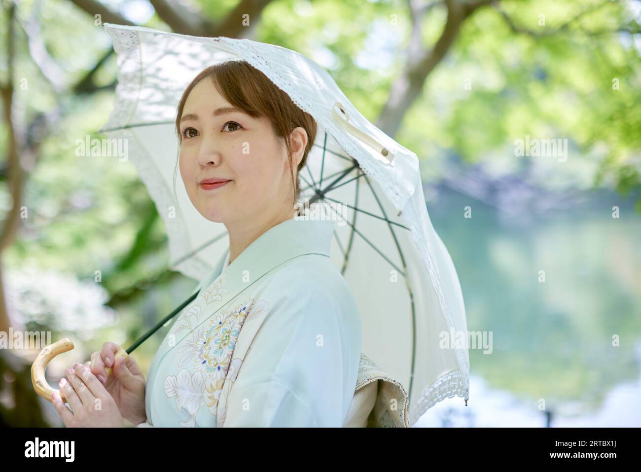 Japanische Frau im Kimono Stockfoto