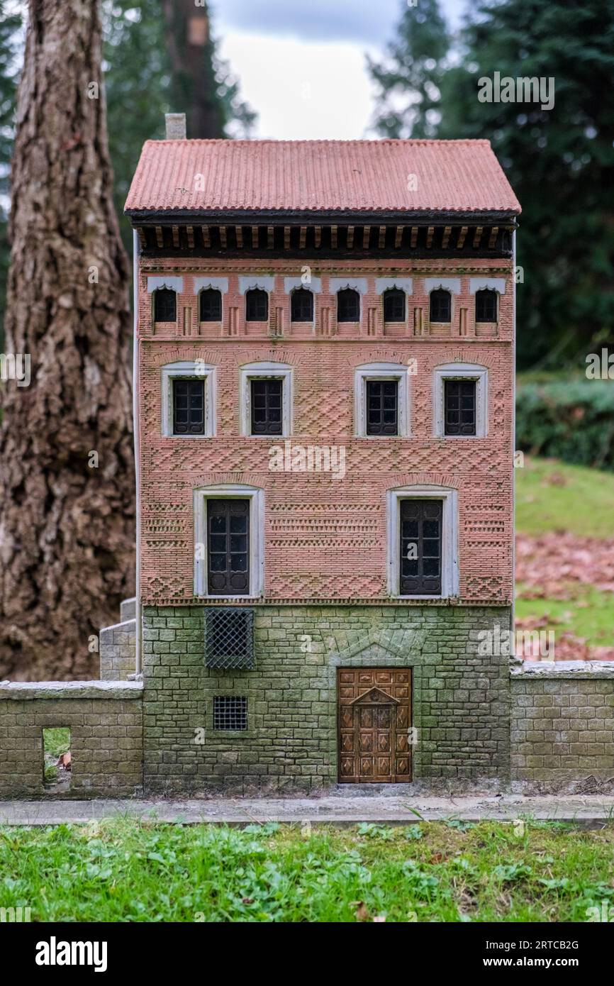 Miniaturmodelle traditioneller baskischer Bauernhäuser, Spanien. Stockfoto