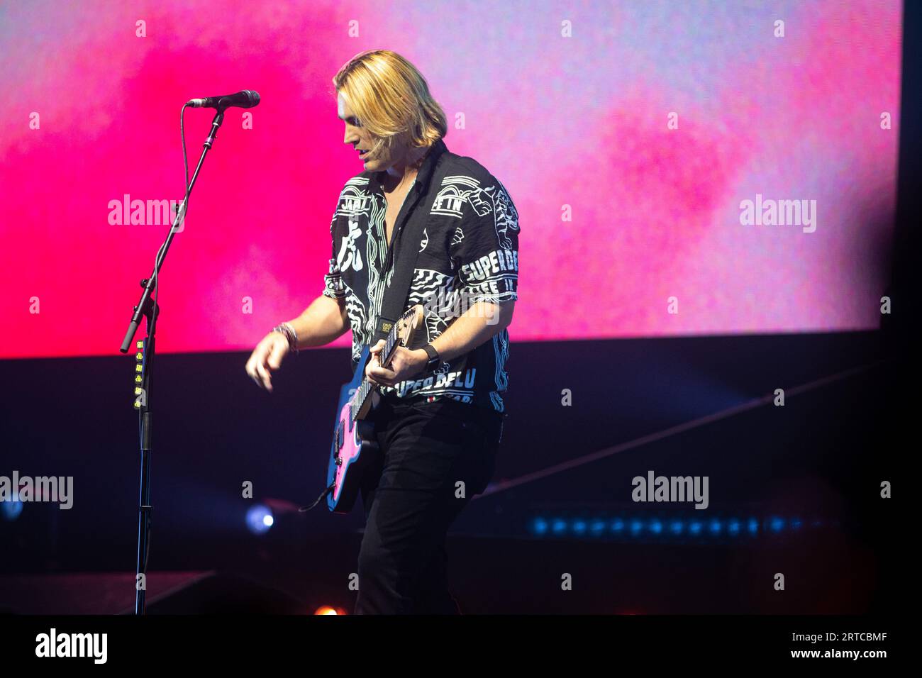 Charlie Simpson von Busted tritt am 10. September 2023 in London in der O2 Arena auf Stockfoto