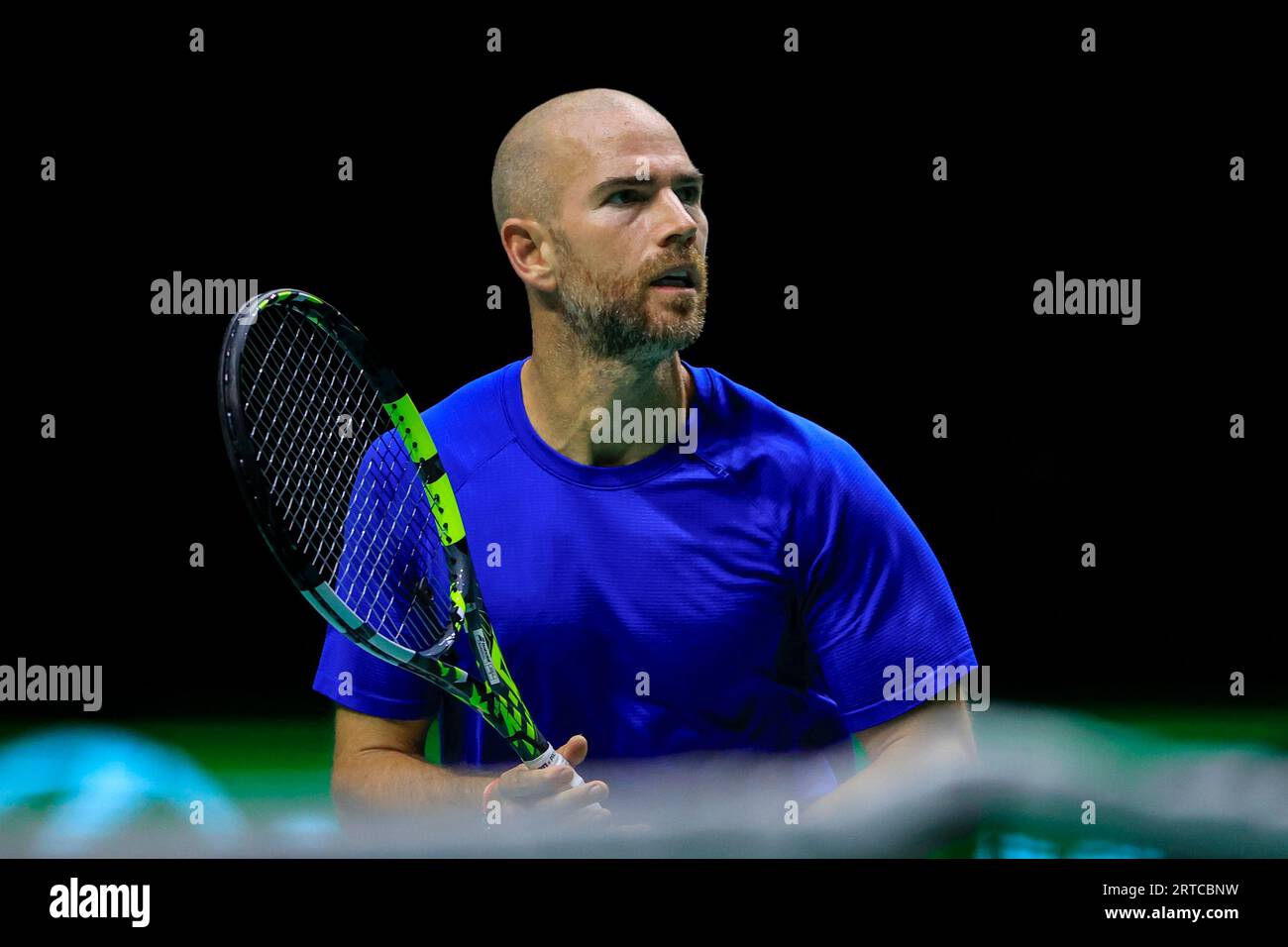 Adrian Mannarino (FRA) in Aktion während des Davis Cup-Spiels Frankreich gegen die Schweiz in der Manchester AO Arena, Manchester, Großbritannien, 12. September 2023 (Foto: Conor Molloy/News Images) Stockfoto