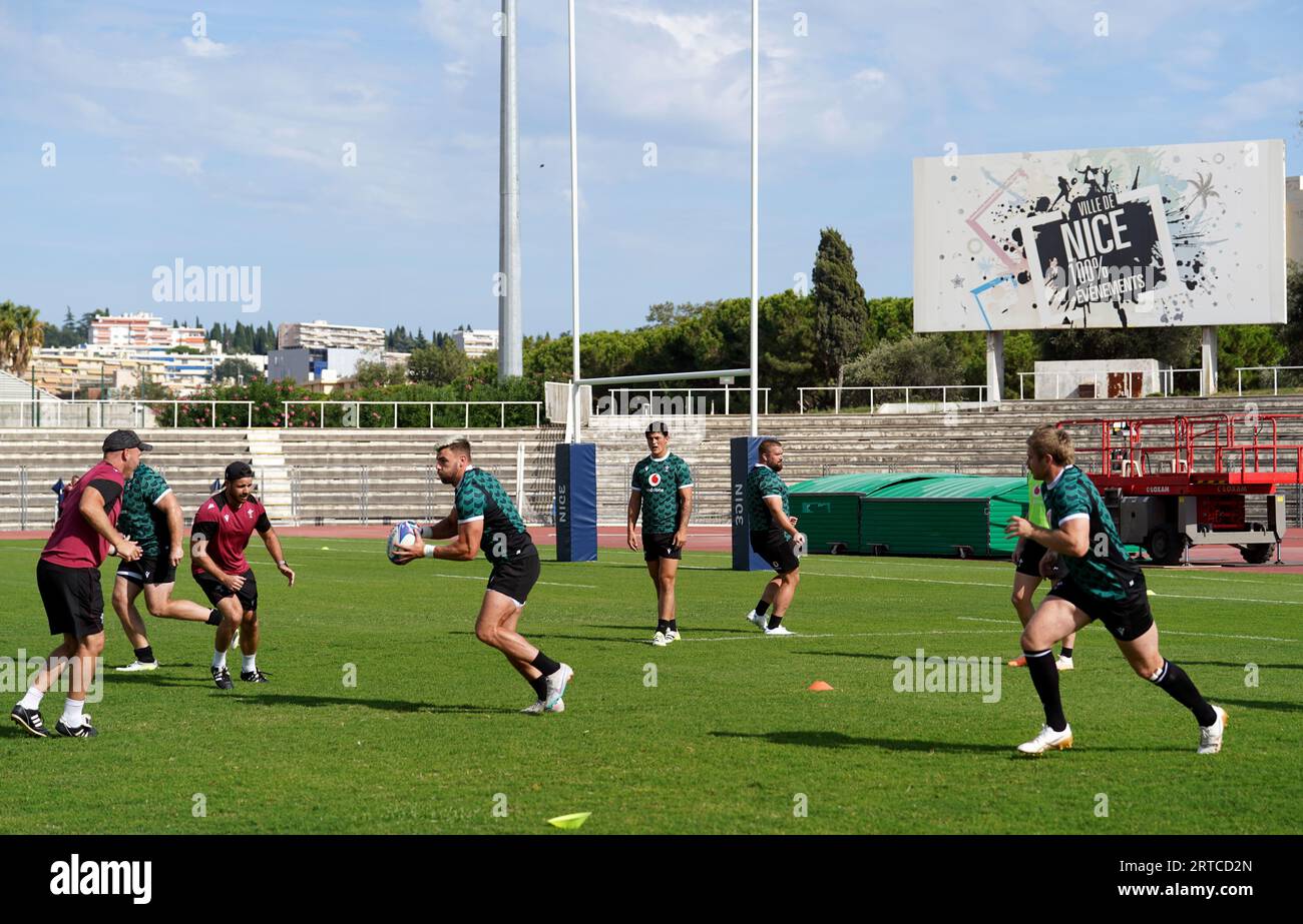 Walisische Spieler während einer Trainingseinheit im Stade Charles-Ehrmann, Nizza. Bilddatum: Dienstag, 12. September 2023. Stockfoto