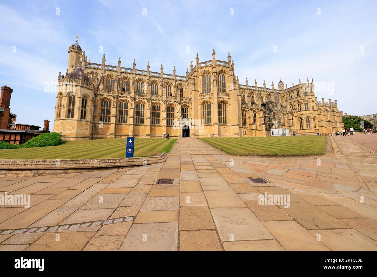 St George's Chapel at Windsor Castle in England ist eine Burgkapelle, die im spätmittelalterlichen Stil der Perpendicular Gothic erbaut wurde. Stockfoto