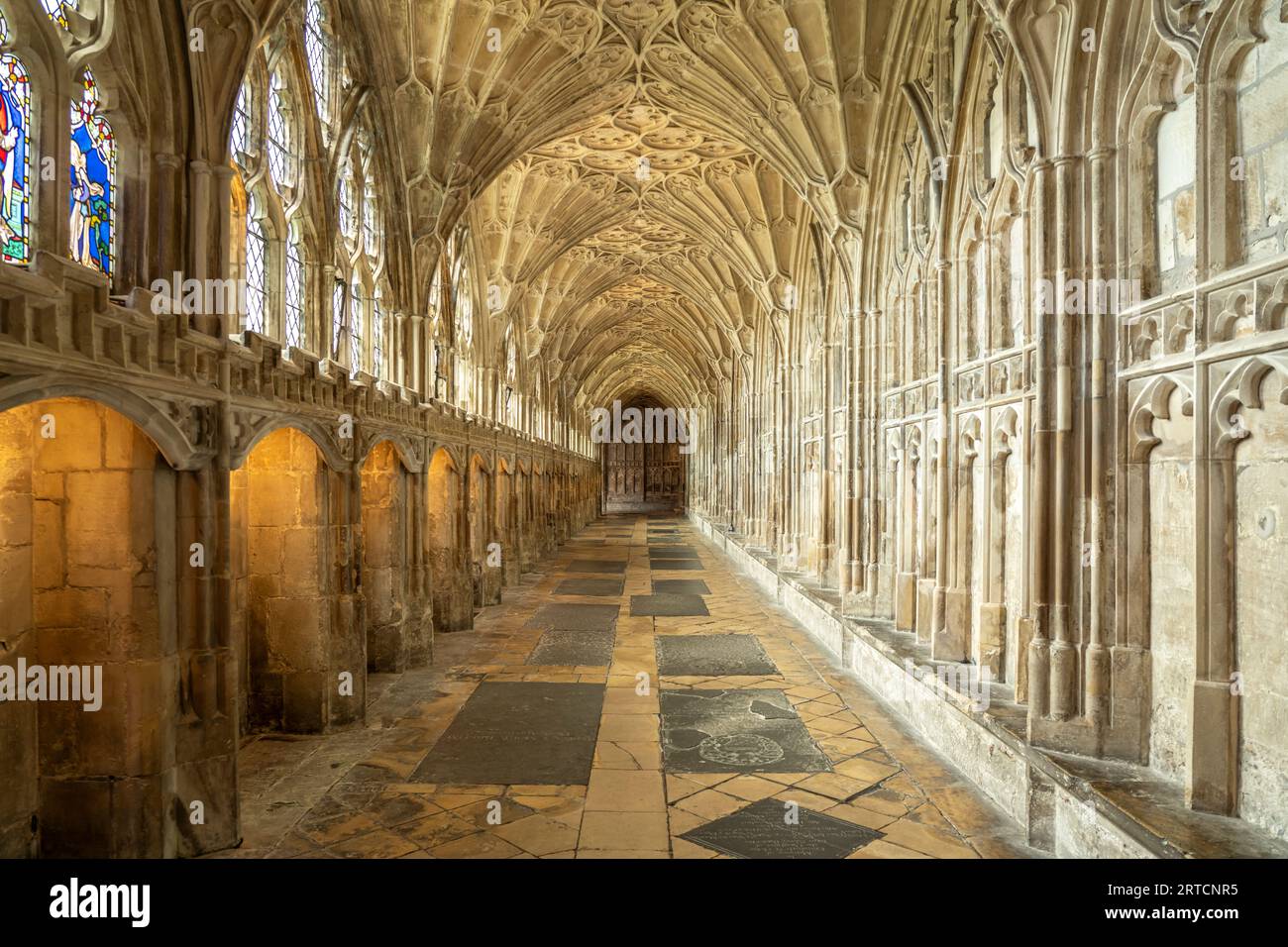 Fan gewölbter Kreuzgang der Gloucester Cathedral, England, Großbritannien, Europa Stockfoto