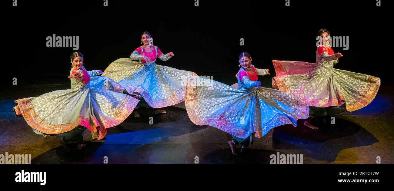 LOK Chhanda Indianer tanzen auf dem Edinburgh Festival Fringe in Schottland Stockfoto