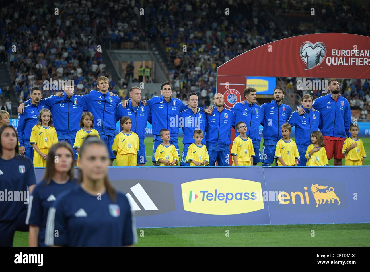 Mailand, Italien. 12/09/2023, Lineup of Italy während des Qualifikationsspiels zur UEFA EURO 2024 zwischen Italien und Ucraine am 22. September 2023 im Giuseppe Meazza San Siro Siro Stadion in Mailand, Italien. Foto Tiziano Ballabio Stockfoto