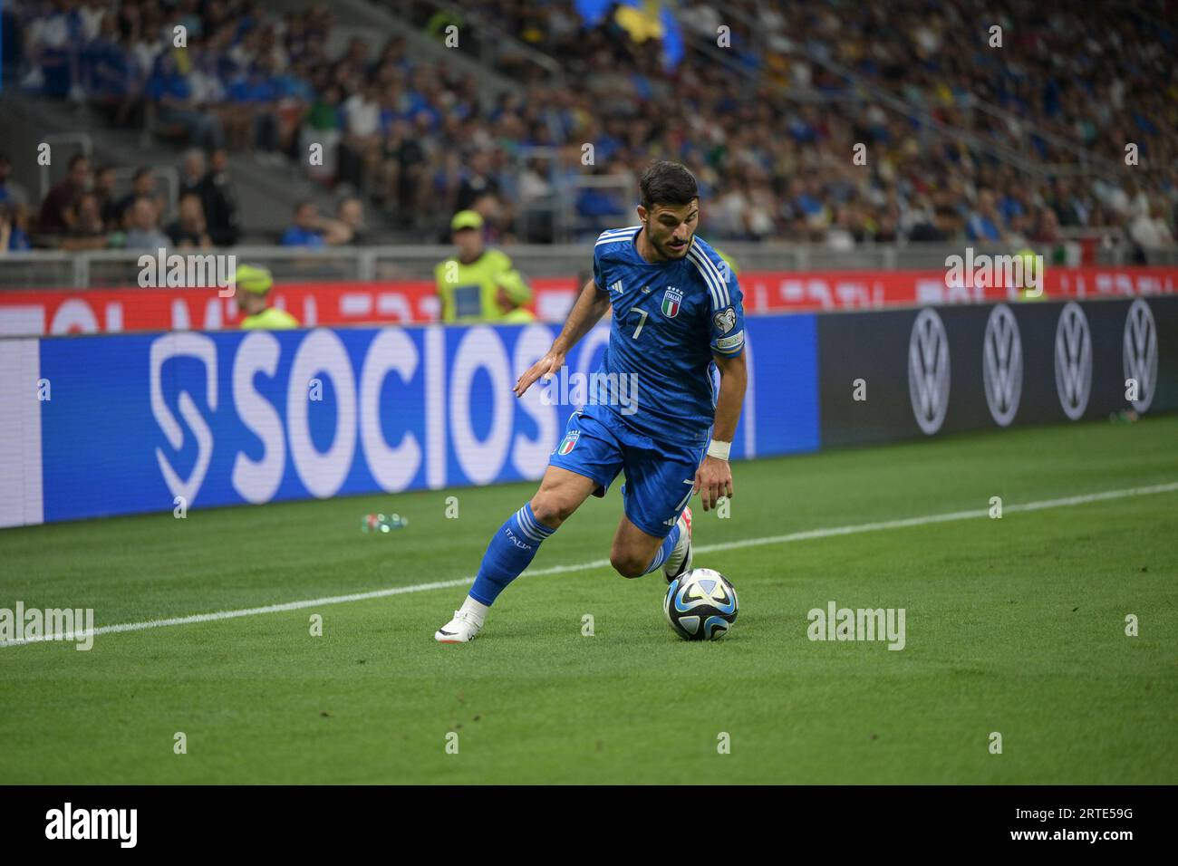 Mailand, Italien. 12/09/2023, Riccardo Orsolini aus Italien während des Qualifikationsspiels zur UEFA EURO 2024 zwischen Italien und Ucraine am 22. September 2023 im Giuseppe Meazza San Siro Siro Stadion in Mailand, Italien. Foto Tiziano Ballabio Stockfoto