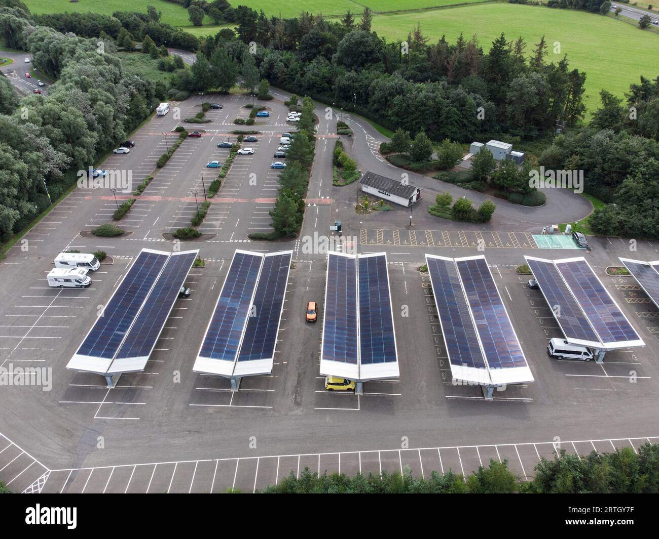 Castleview Low Carbon Elektrofahrzeug EV Charging Hub Schottland Stockfoto