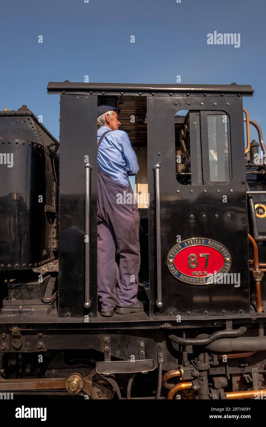 Der Snowdonia Star Dampfzug wartet auf die Porthmadoc Station. Stockfoto