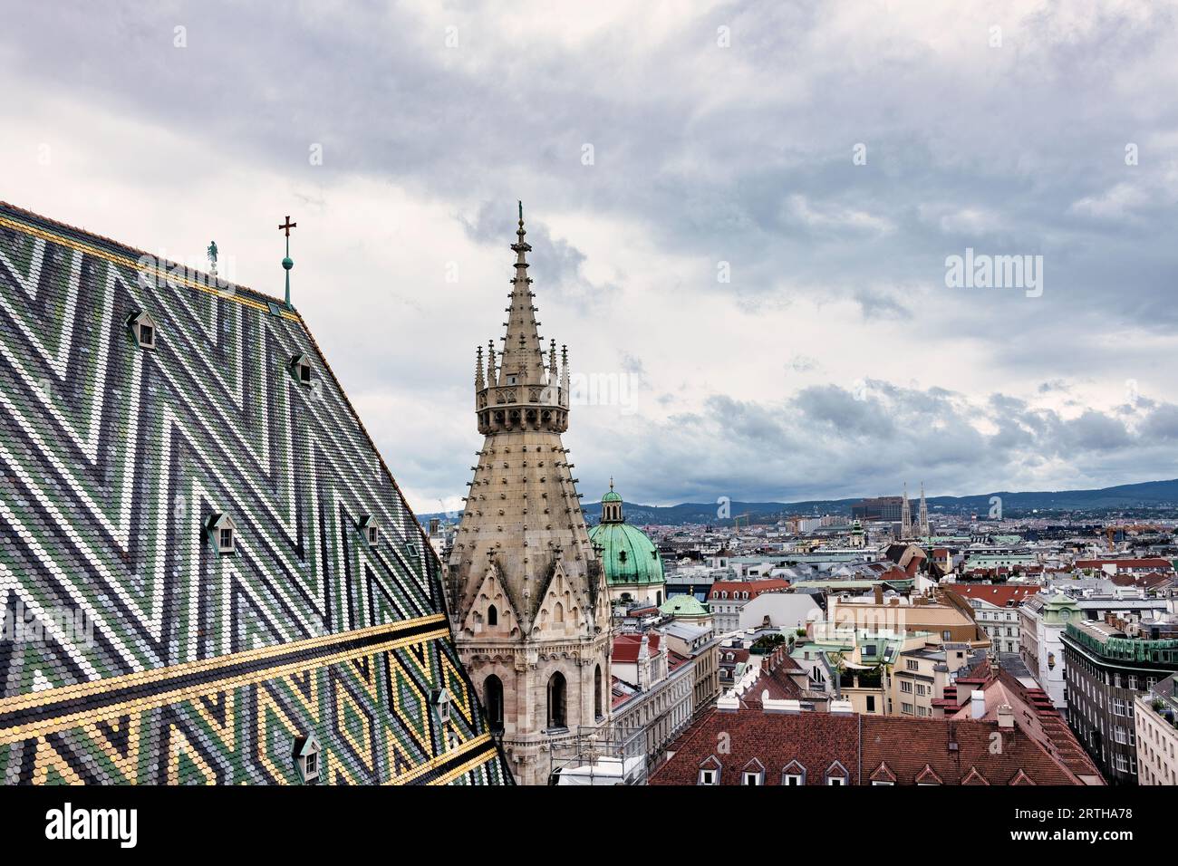 Der Heldenturm des Stephansdoms in Wien Stockfoto