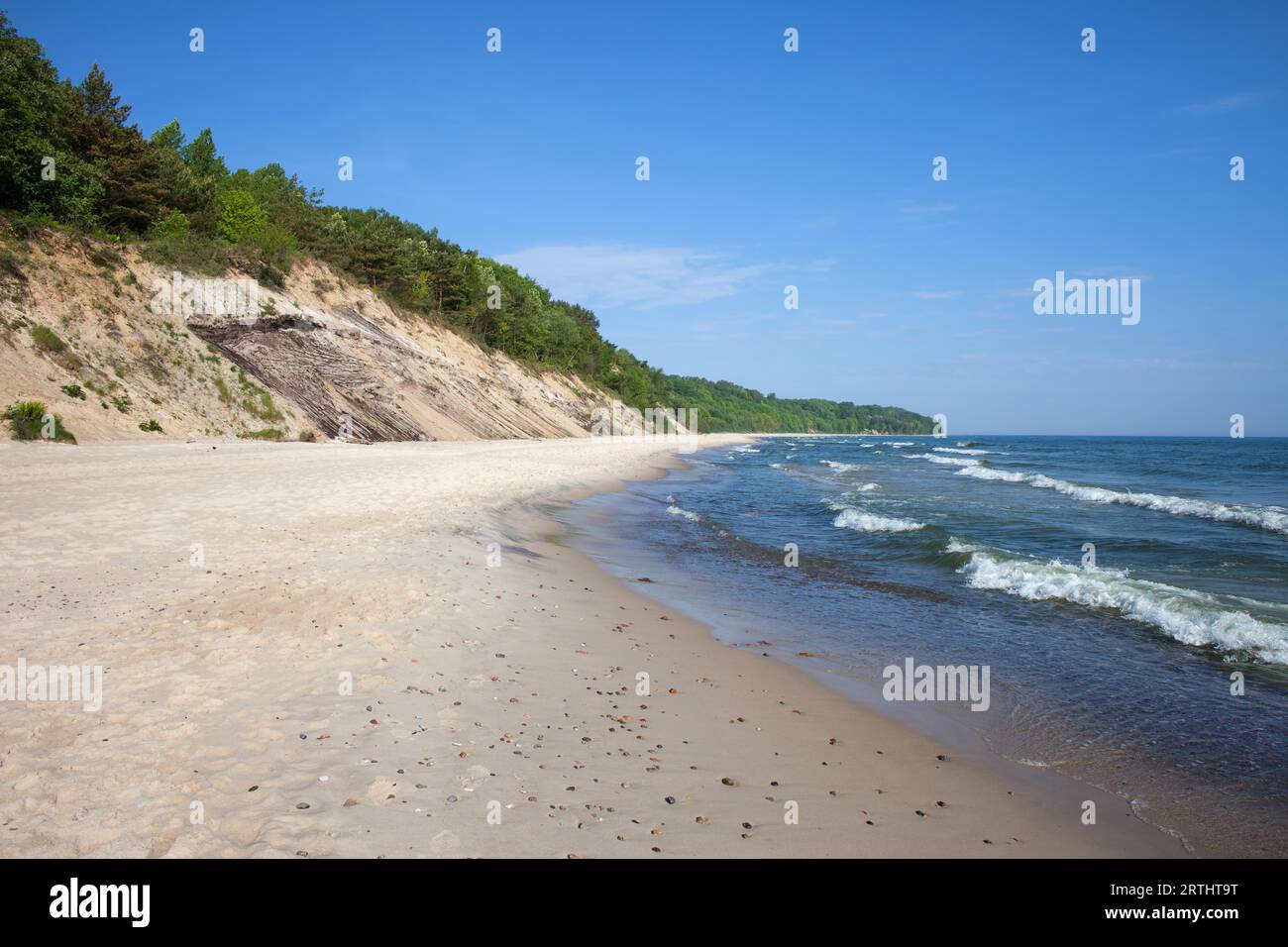 Klippen in Chlapowo (in der Nähe von Wladyslawowo) Sandstrand an der Ostsee in Pommern Polen Stockfoto