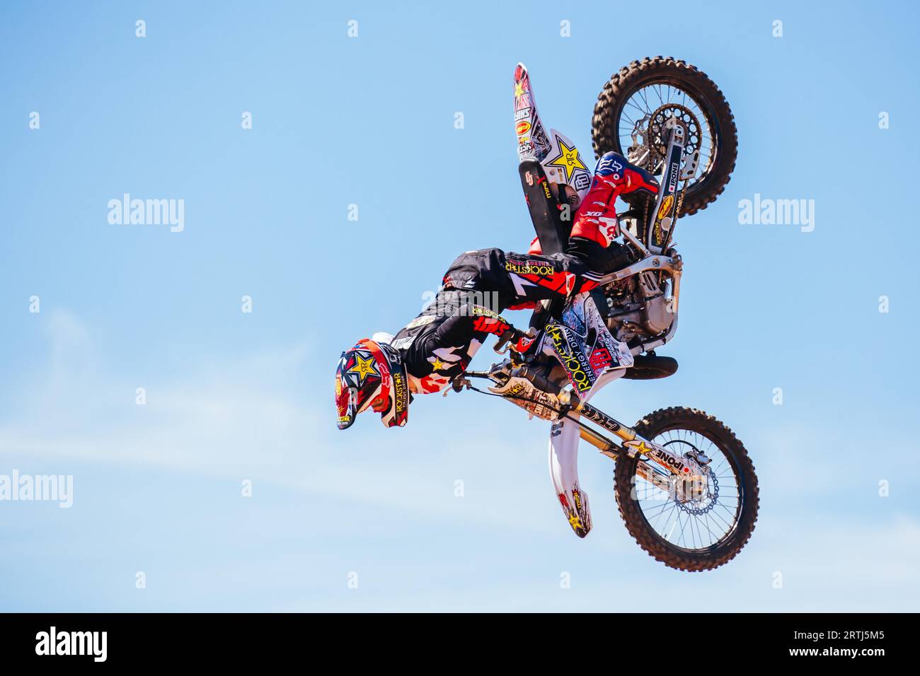 Melbourne, Australien, 20. März 2016: Ein Motocross-Fahrer macht Tricks in einer öffentlichen Ausstellung in Melbourne, Victoria, Australien Stockfoto