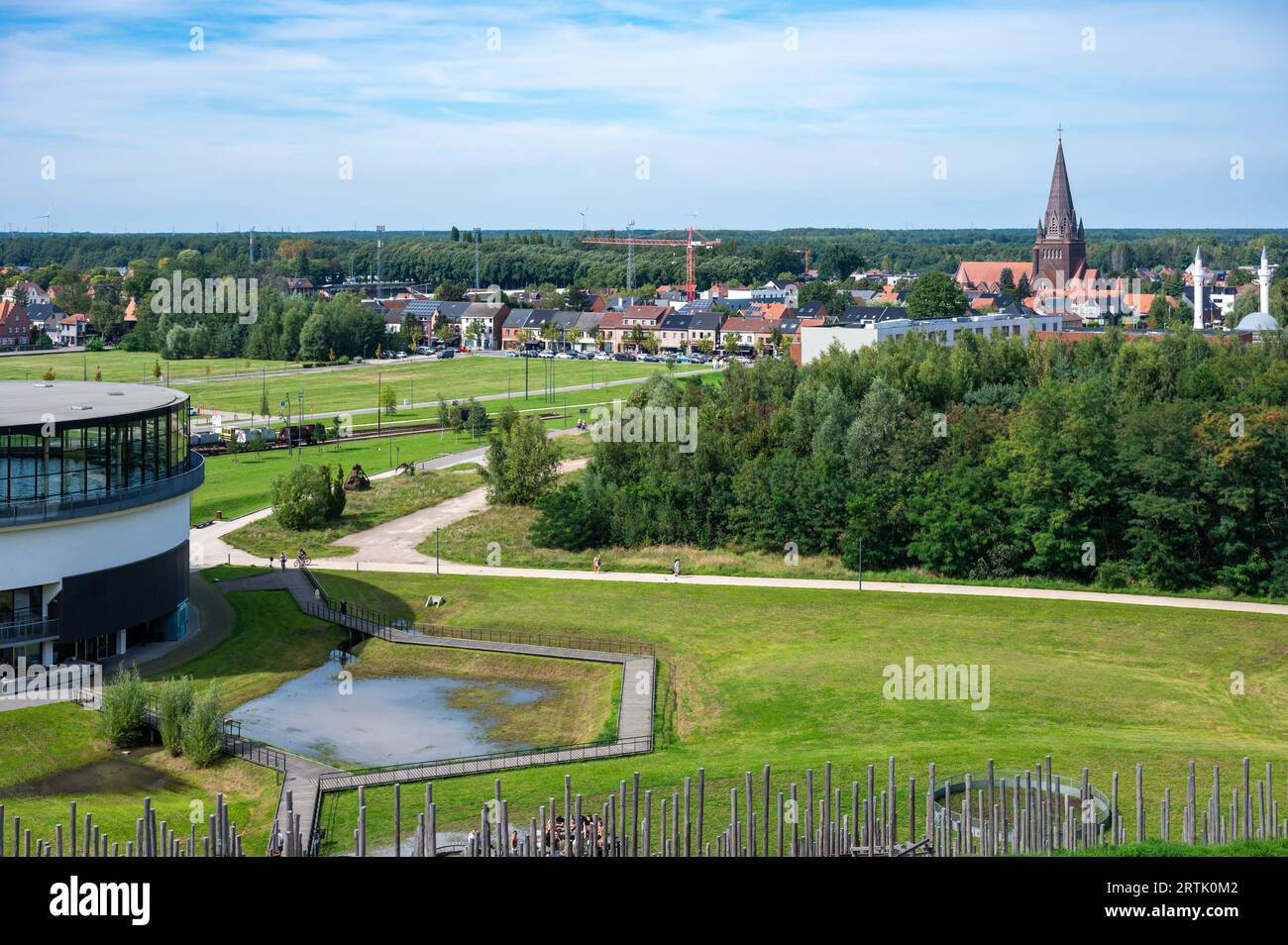 Beringen, Limburg, Belgien, 6. September 2023 - Hochwinkelblick über das Industriedenkmal Be-Mine Stockfoto