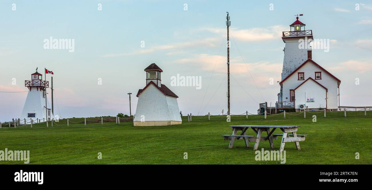 Wood Islands Lighthouse, mit Front- und Heckleuchten, Prince Edward Island, Kanada Stockfoto