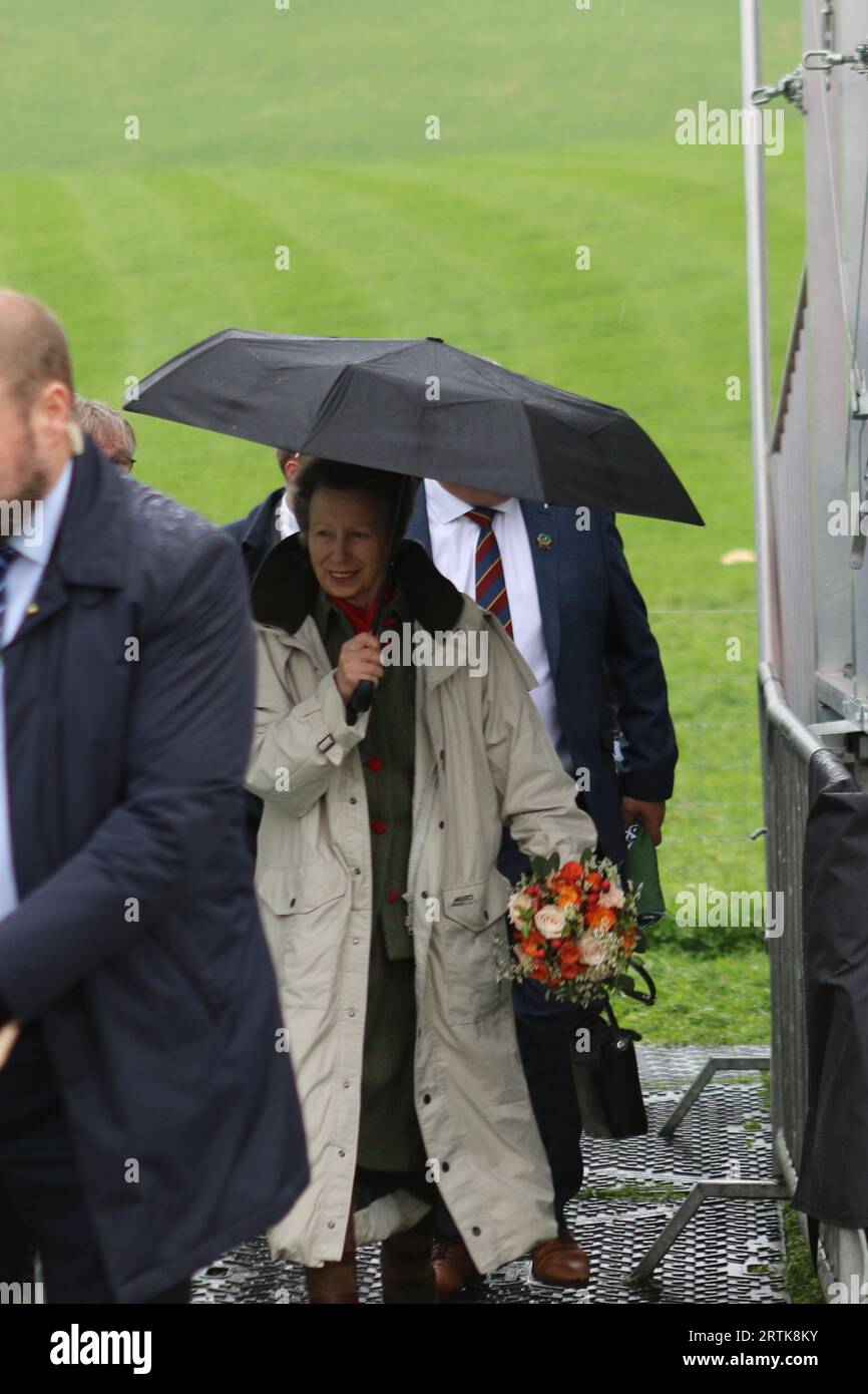 Prinzessin Anne bei den World Sheepdog Trials 2023 auf der Gill Hall Farm in Dromore, Nordirland Stockfoto