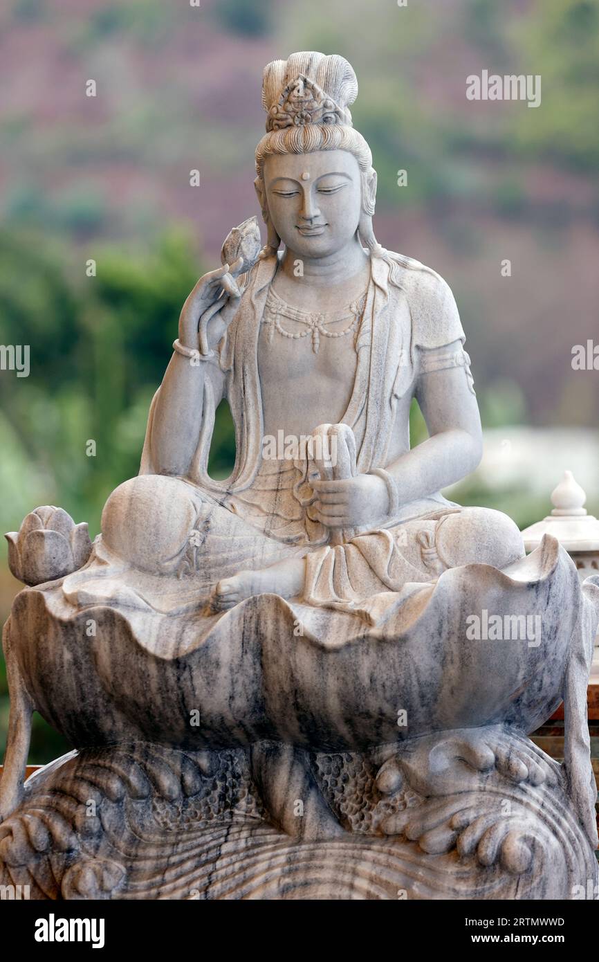 Tinh, Dieser Quan Am Pagoda. Bodhisattva Avalokiteshvara. Guanyin