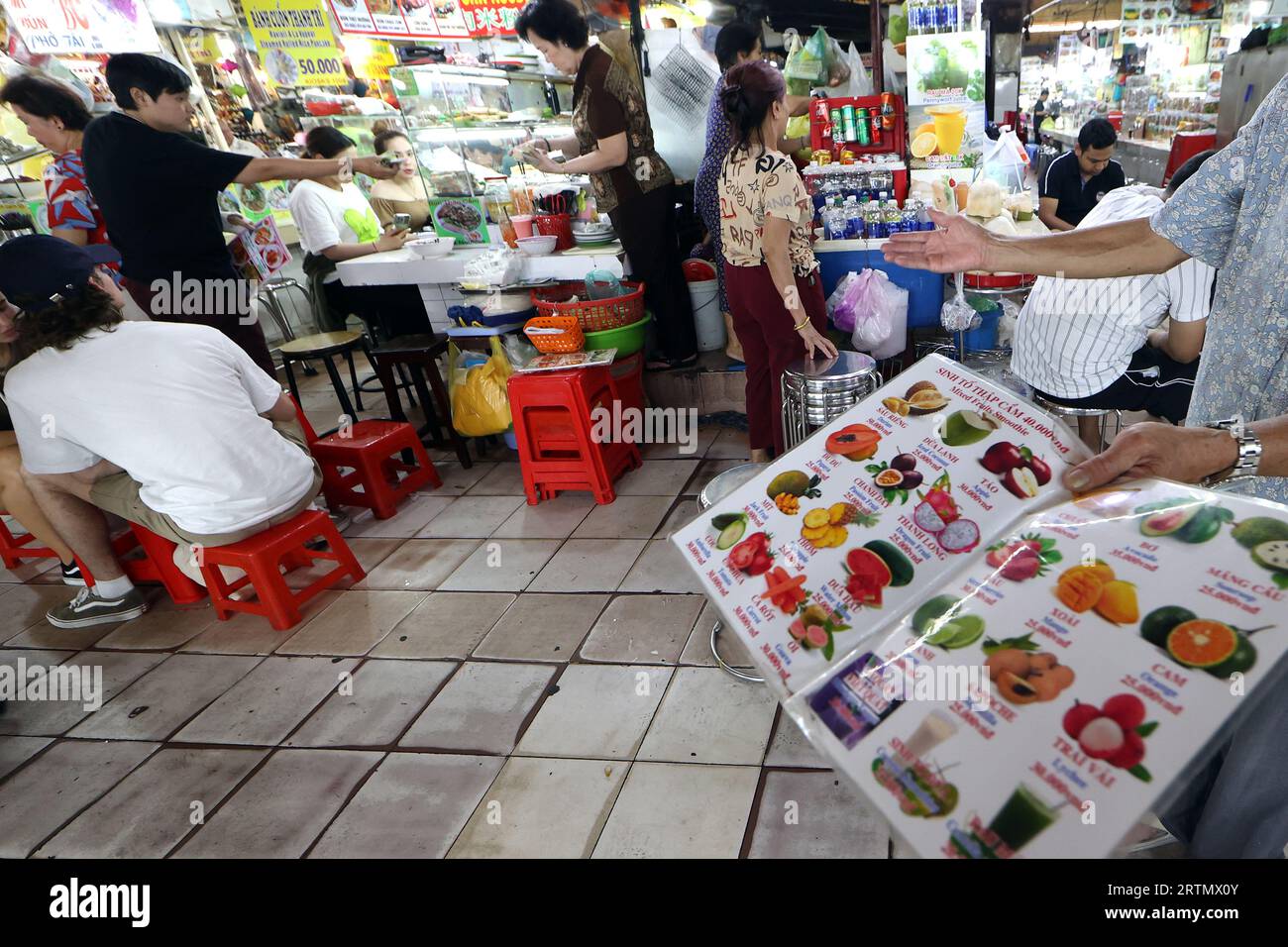 Ben Thanh Markt. Street Food. Vietnamesische Restaurants. Ho-Chi-Minh-Stadt. Vietnam. Stockfoto