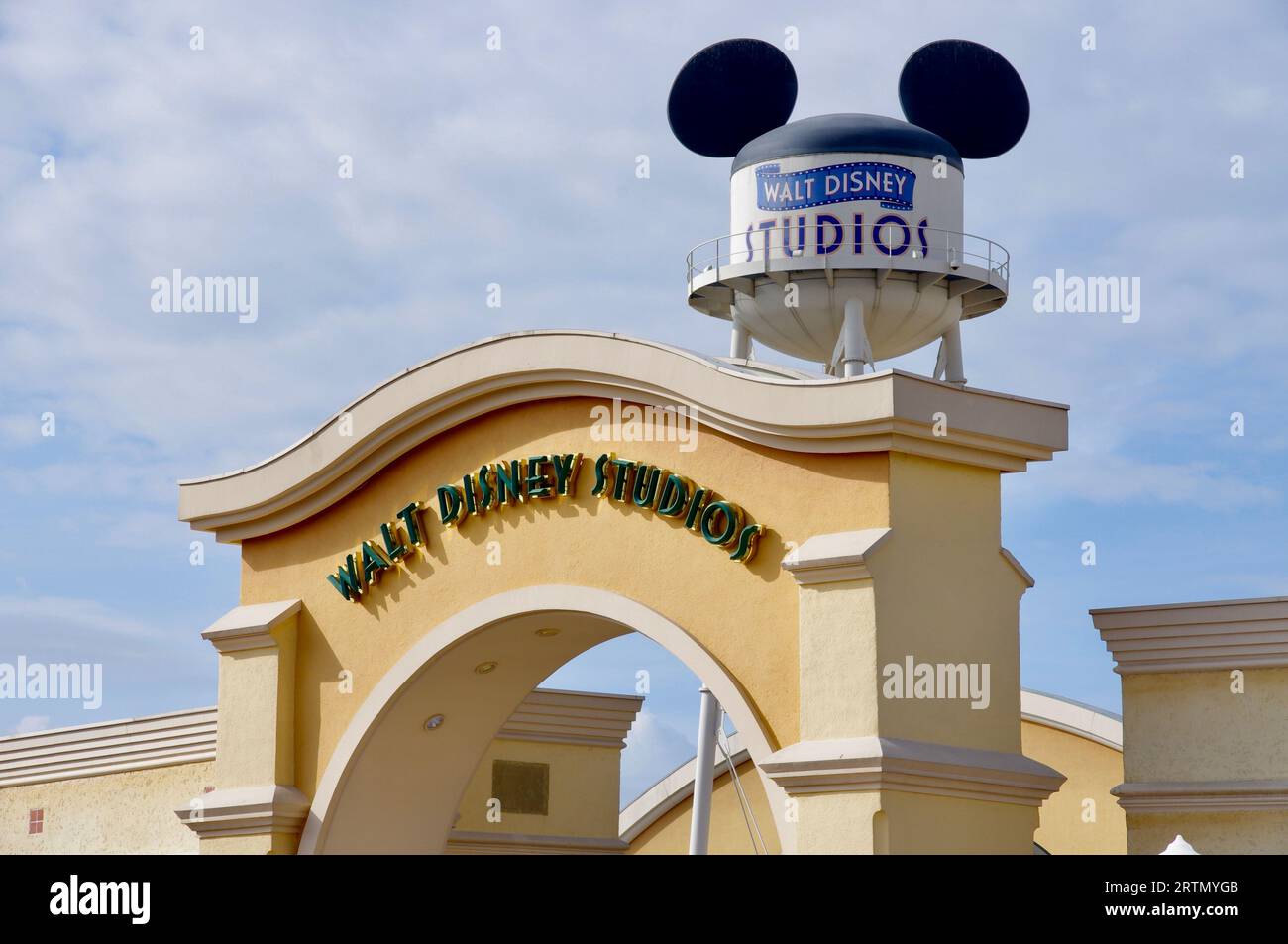 Walt Disney Studios Schild im Disneyland Paris. Paris, Frankreich. Stockfoto
