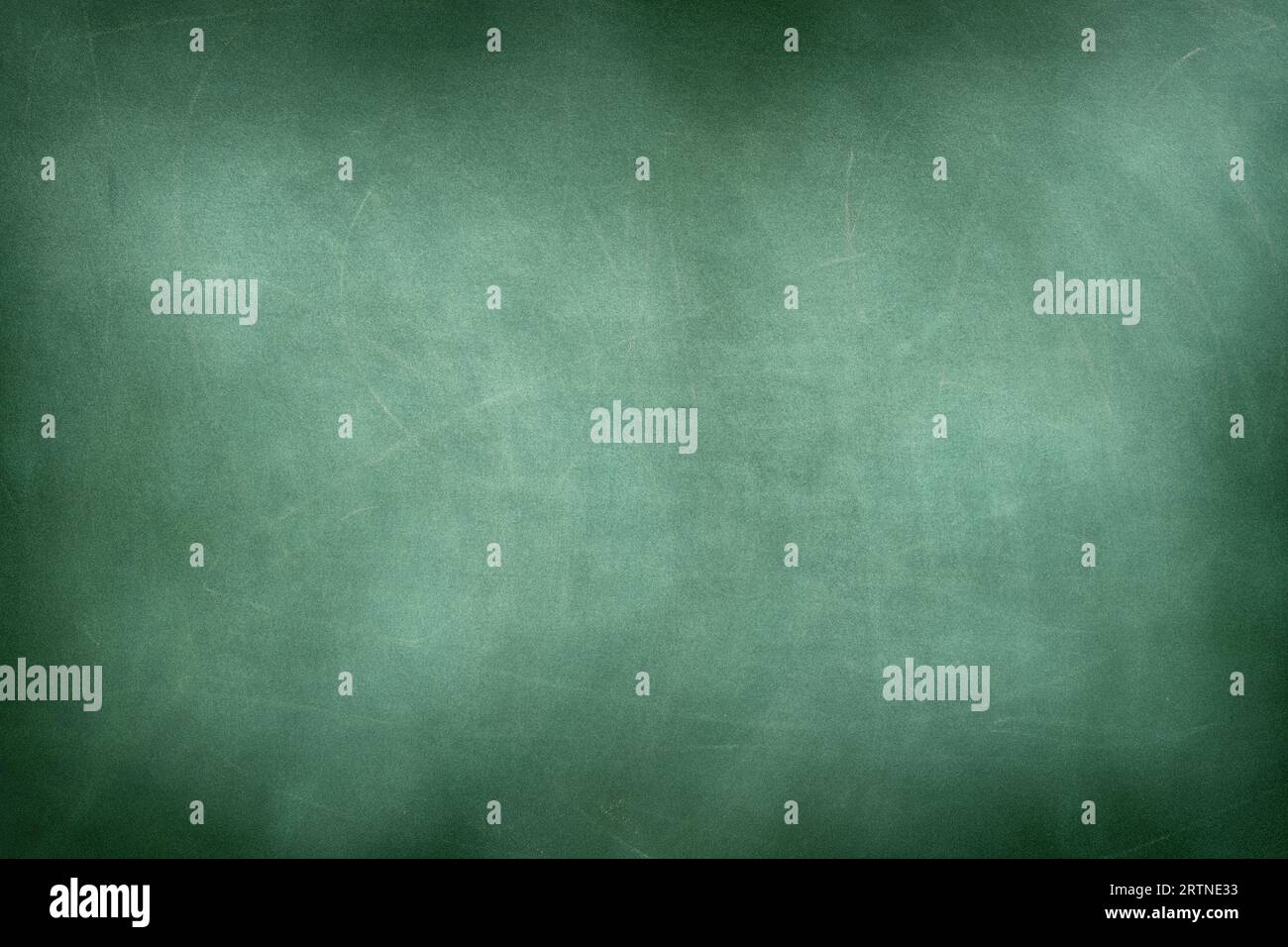 Grüne Tafel für Schulaccessoires Stockfoto