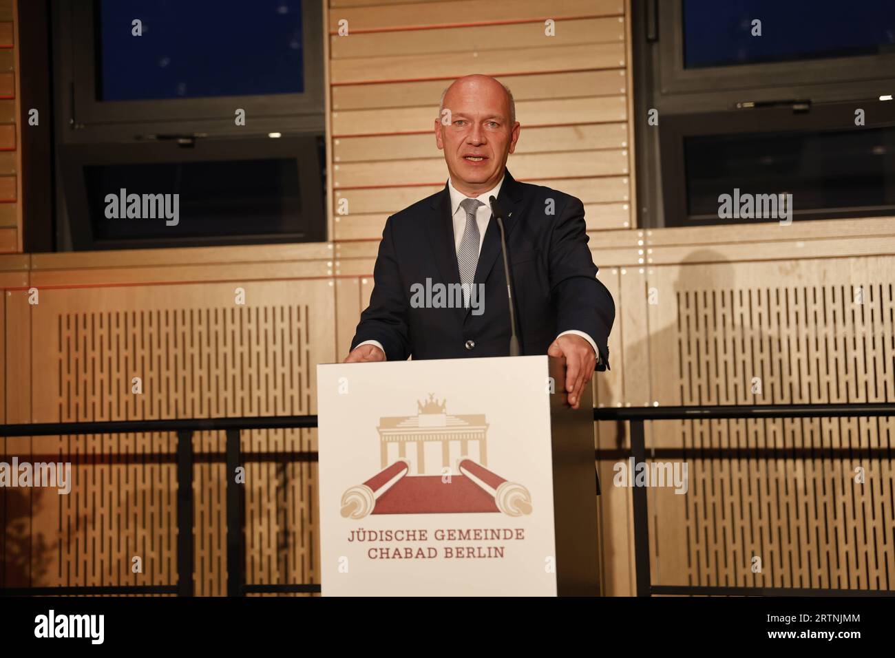 Regierender Bürgermeister Kai Wegner Empfang jüdisches Neujahrsfest Rosch Haschana, am 13.09.2023 in Berlin, Jüdische Gemeinde Chabad Lubawitsch, Deutschland *** Regierender Bürgermeister Kai Wegner Empfang jüdisches Neujahr Rosch Haschanah, am 13. 09 2023 in Berlin, Jüdische Gemeinde Chabad Lubavitch, Deutschland Stockfoto