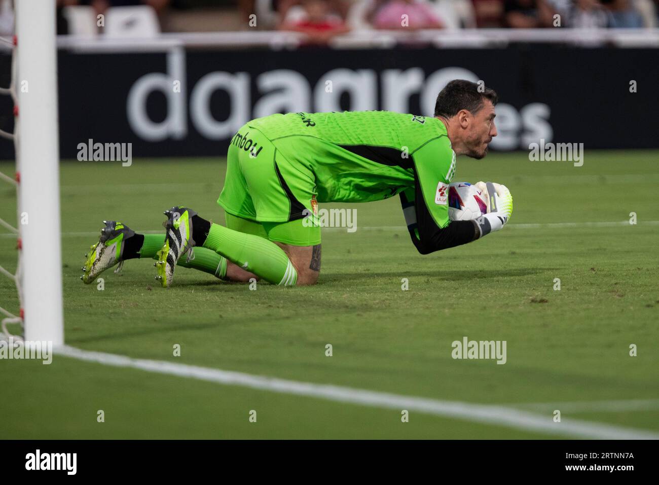 Cartagena Region Murcia Spanien 10. September 2023. Cristian Álvarez der argentinische Torhüter von Real Zaragoza während des Spiels FC Cartagena gegen Real Stockfoto