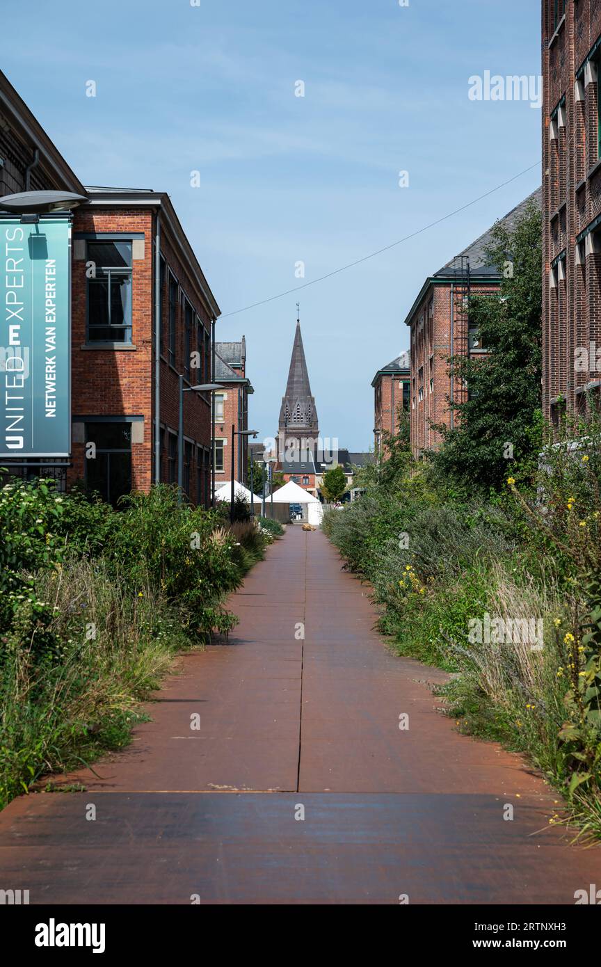 Beringen, Limburg, Belgien, 6. September 2023 - Wanderweg durch den Industriestandort Be-Mine Stockfoto