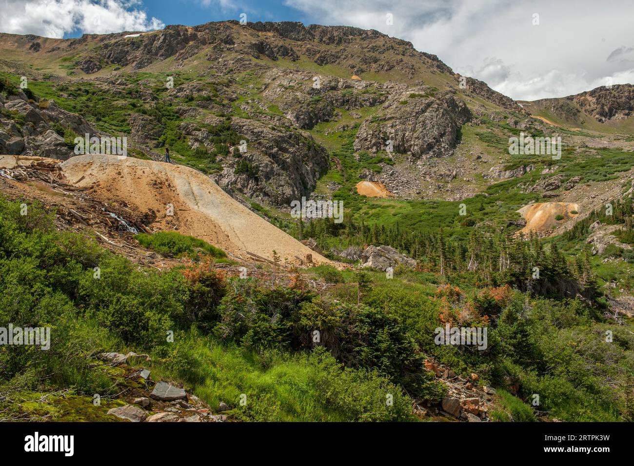 Die historische Missouri Mine an der Continental Divide an der Quelle des North Fork der South Platte, in der Nähe von Bailey, Colorado Stockfoto