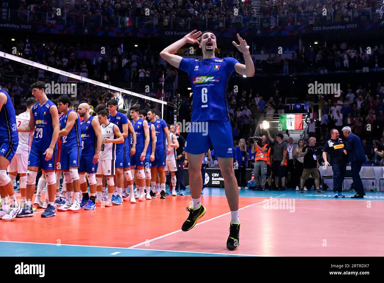 Rom, Italien. September 2023. Simone Giannelli aus Italien feiert am Ende des CEV EuroVolley Men-Halbfinales 2023 zwischen Italien und Frankreich im Palazzetto dello Sport in Rom (Italien), 14. September 2023. Quelle: Insidefoto di andrea staccioli/Alamy Live News Stockfoto