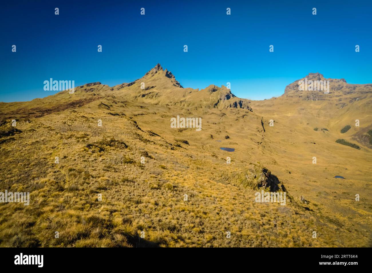 Foto von Mt. Giluwe und einsame Wildnis in Papua-Neuguinea. In dieser Region kann man nur Menschen aus isolierten Stämmen treffen Stockfoto