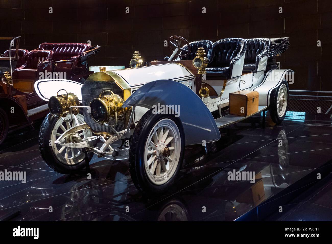 Das Mercedes-Benz Museum Stuttgart Deutschland Stockfoto