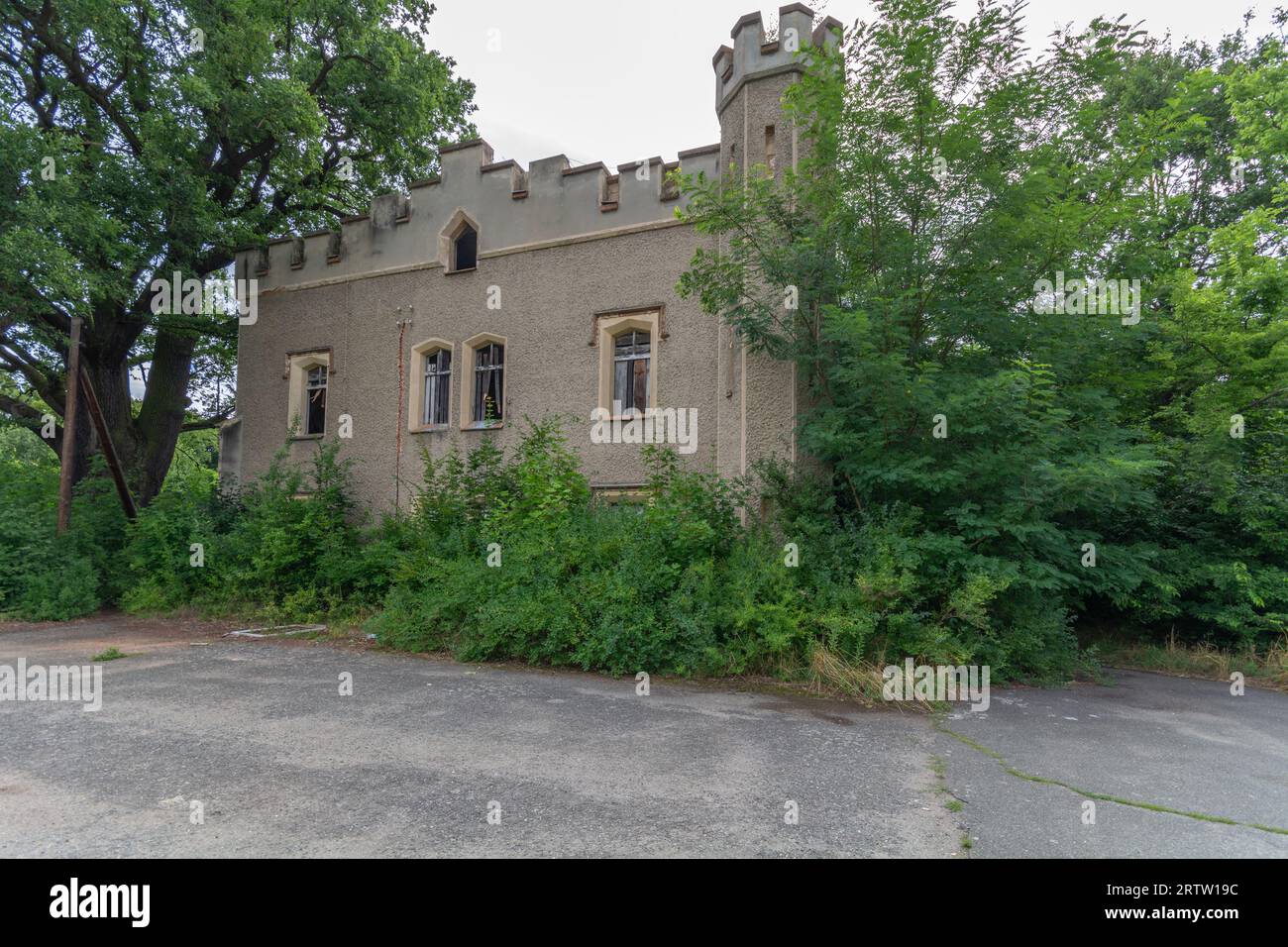 Überreste des Schlesischen Windsor - Sibyl-Palast in Szczodre, Polen. Stockfoto