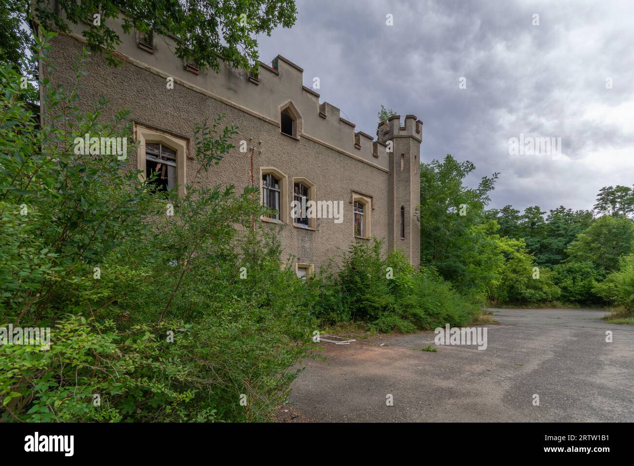Überreste des Schlesischen Windsor - Sibyl-Palast in Szczodre, Polen. Stockfoto