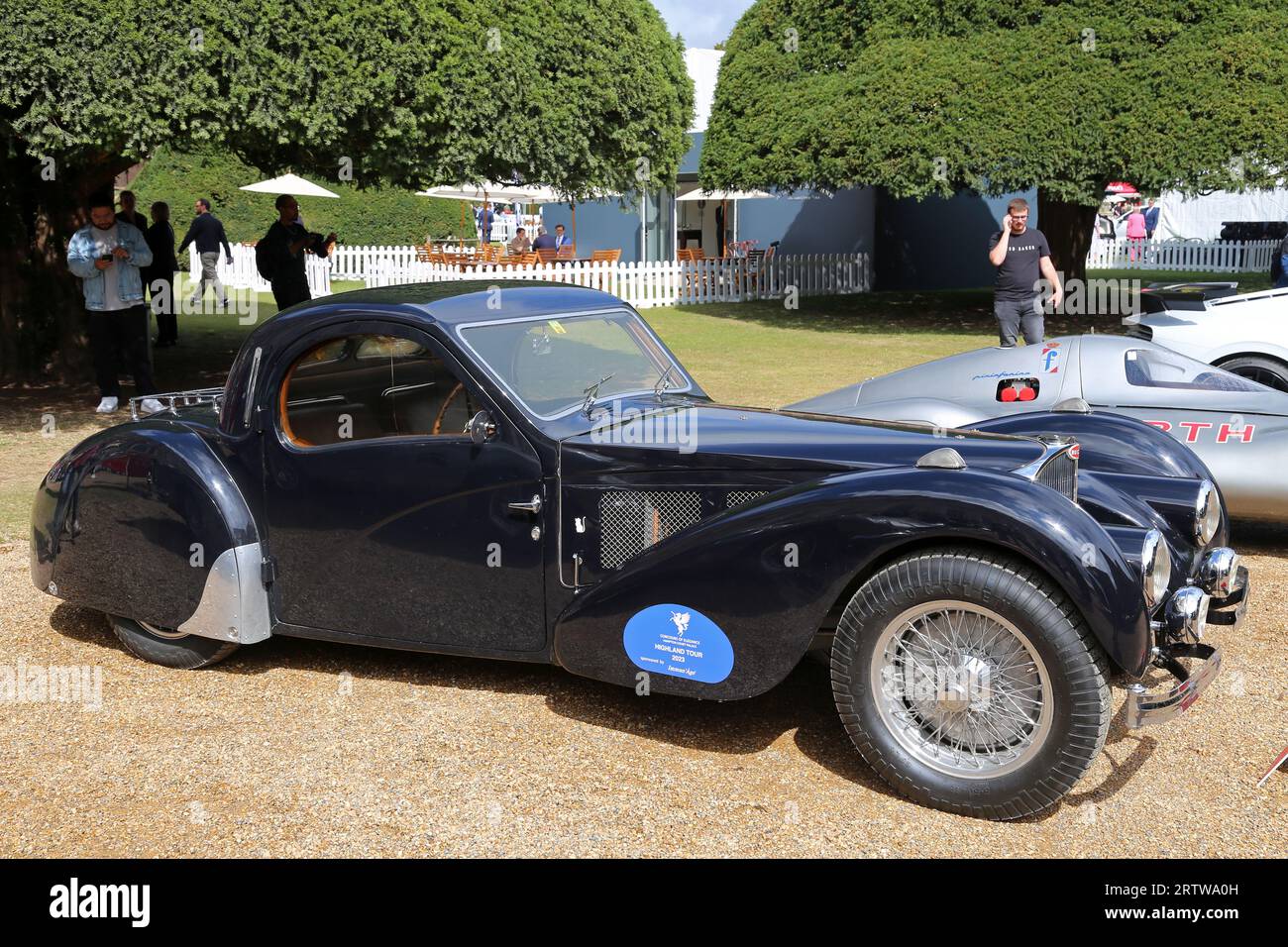 Bugatti Type 57S Atalante (1936), Concours of Elegance 2023, Hampton Court Palace, London, Großbritannien, Europa Stockfoto