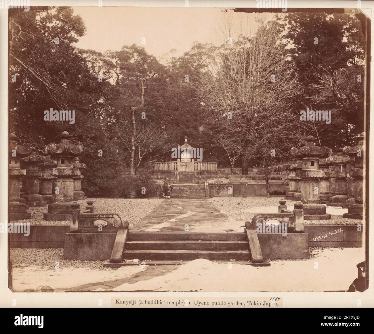 Ansicht von Kan'ei-JI im Ueno Park in Tokio, anonym, 1884 Stockfoto