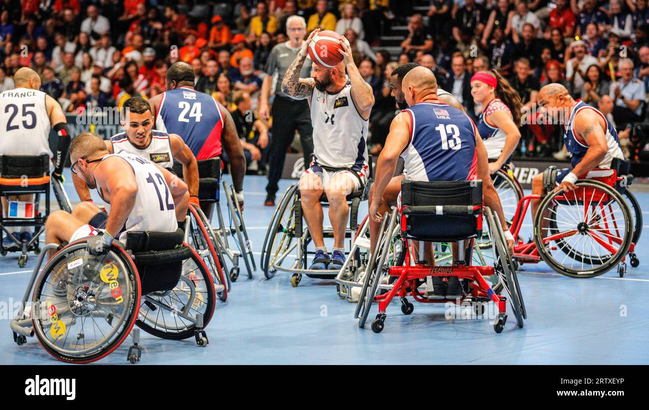 Spiel USA gegen Frankreich, beim Rollstuhl-Basketball-Finale, Invictus Games 2023, Düsseldorf, Deutschland Stockfoto