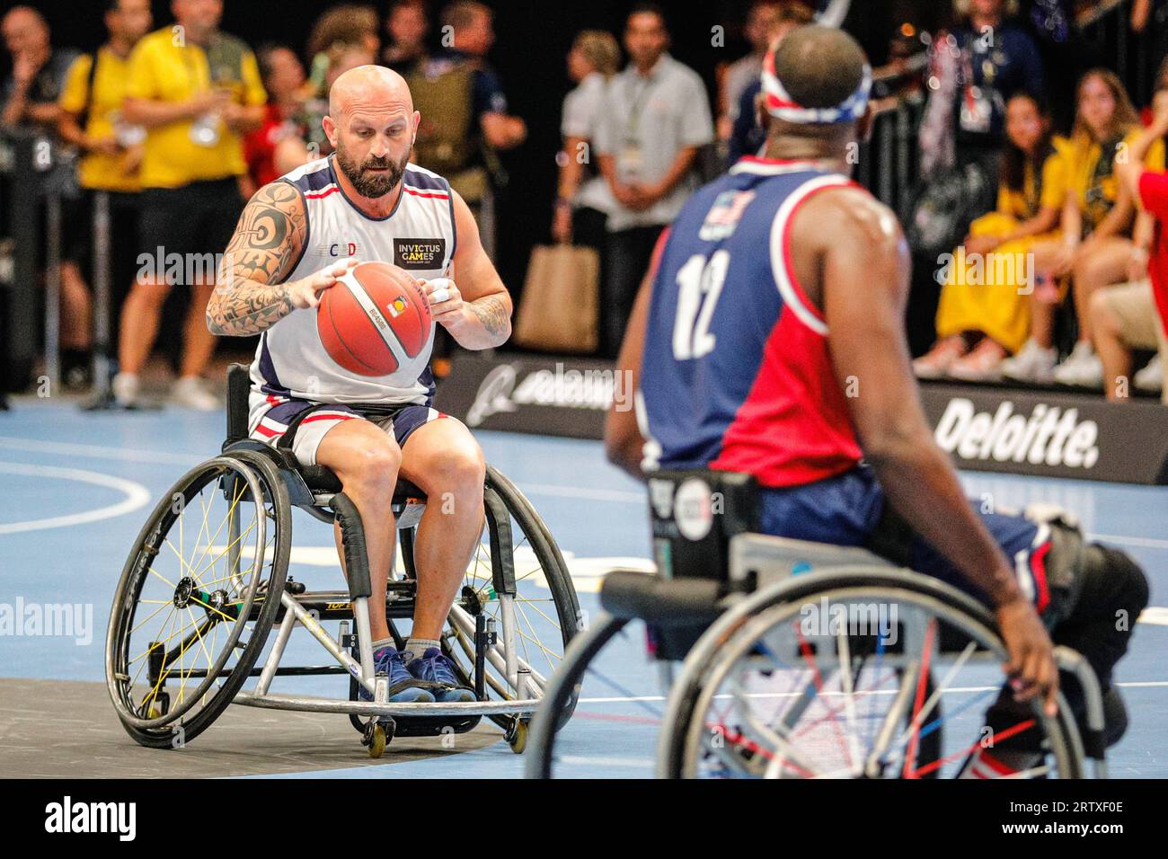 Spiel USA gegen Frankreich, beim Rollstuhl-Basketball-Finale, Invictus Games 2023, Düsseldorf, Deutschland Stockfoto